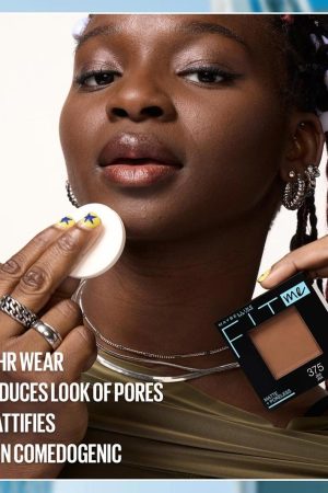 Fit Me® Matte + Poreless Powder Foundation Makeup Gallery