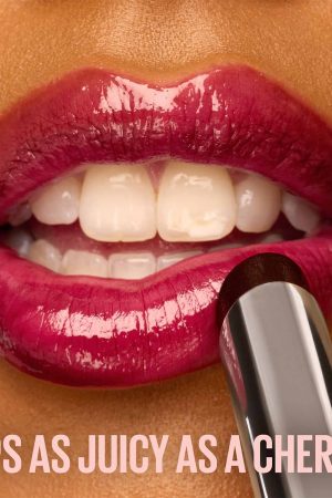 LIFTER GLAZE™ LIP BALM Gallery