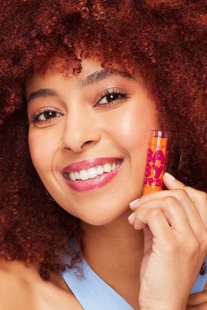 Baby Lips® Moisturizing Lip Balm Gallery
