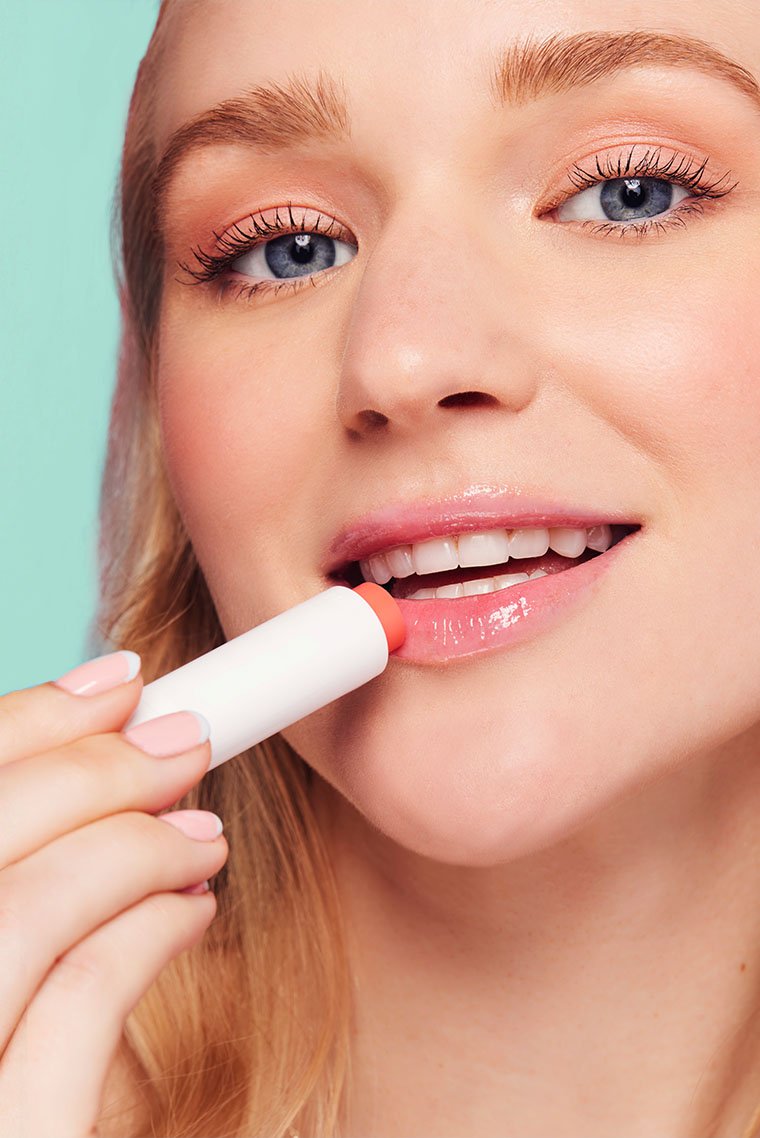 Baby Lips Dr Rescue Medicated Lip Balm Gallery